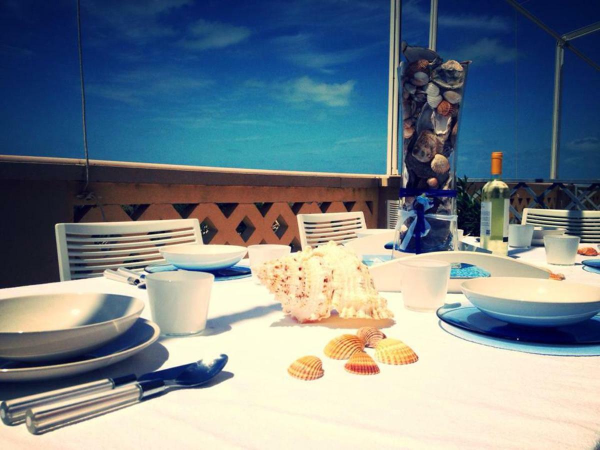Amazing Sea View Flat Villa Tirrenia Bagian luar foto