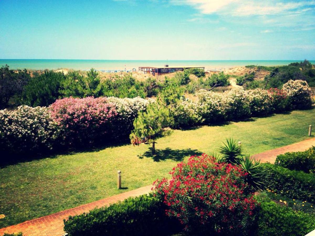 Amazing Sea View Flat Villa Tirrenia Bagian luar foto