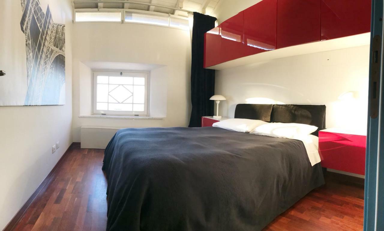 Amazing Sea View Flat Villa Tirrenia Bagian luar foto